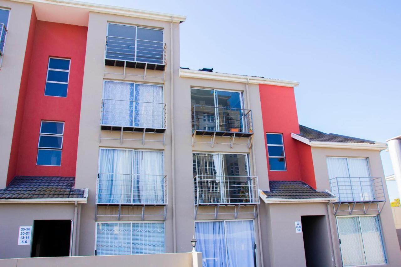 Caline Vip Apartments, Beach Close Bloubergstrand Eksteriør bilde