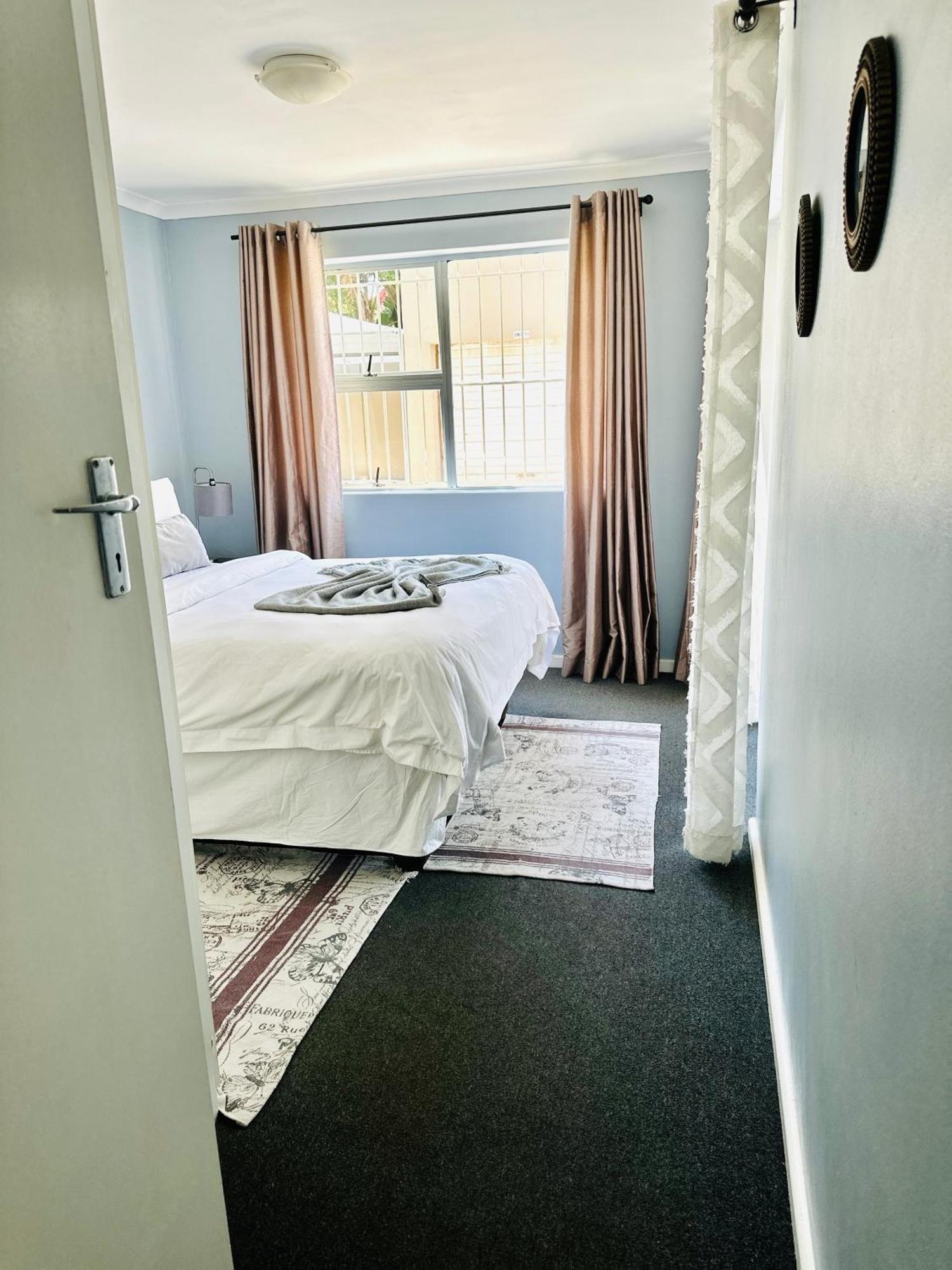 Caline Vip Apartments, Beach Close Bloubergstrand Eksteriør bilde